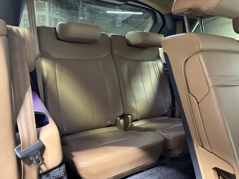 Used 2023 Land Rover Range Rover Long Wheelbase SE image 42