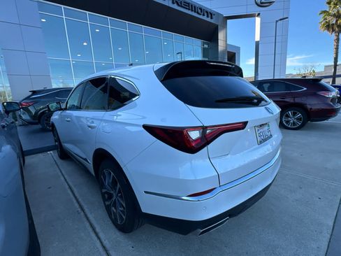 Used 2023 Acura MDX SH-AWD w/ Technology Package image 14