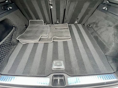 Certified 2022 Mercedes-Benz GLC 300 4MATIC image 44