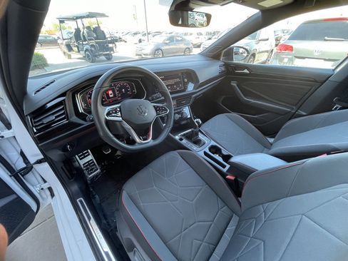 Used 2024 Volkswagen Jetta GLI 40th Anniversary Edition image 18