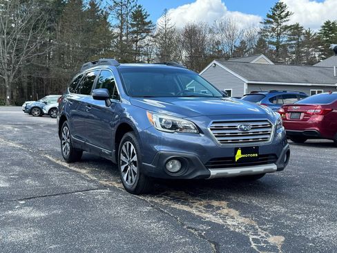 Used 2015 Subaru Outback 2.5i Limited AWD/4WD image 2