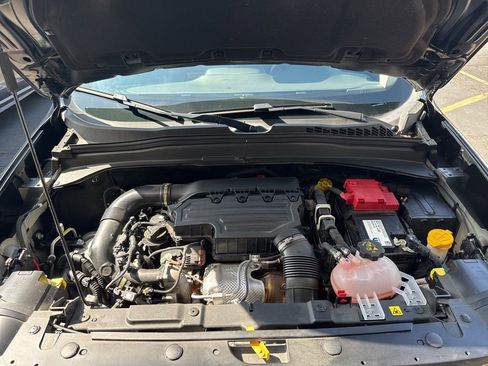 Used 2023 Jeep Renegade Trailhawk image 62