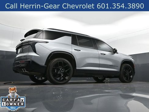 Used 2024 Chevrolet Traverse RS image 42