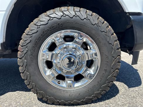 Used 2022 Ford F350 XL w/ Power Equipment Group image 32