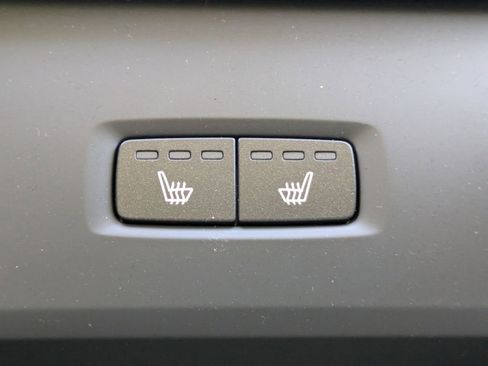 New 2025 Volvo XC60 T8 Plus w/ Protection Package Premier image 17