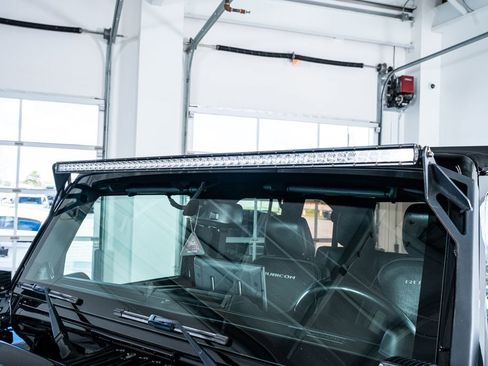 Used 2014 Jeep Wrangler Unlimited Rubicon w/ Connectivity Group image 21