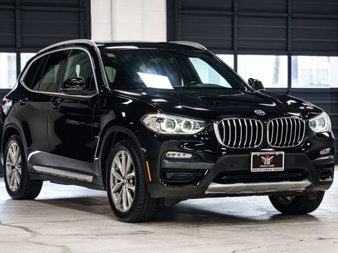 Used 2018 BMW X3 xDrive30i AWD/4WD image 2