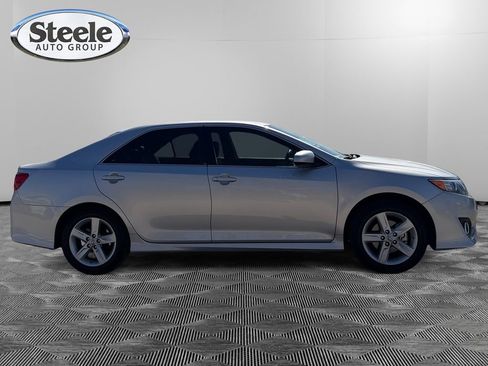 Used 2013 Toyota Camry SE image 6
