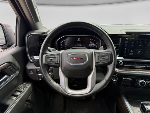 Used 2024 GMC Sierra 1500 Elevation w/ LPO, Elevation Black Package AWD/4WD image 14