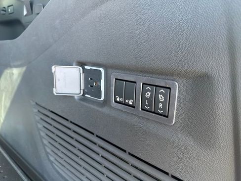 New 2026 Chevrolet Suburban Premier RWD image 16