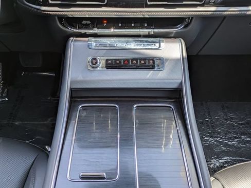 New 2026 Lincoln Aviator AWD image 19