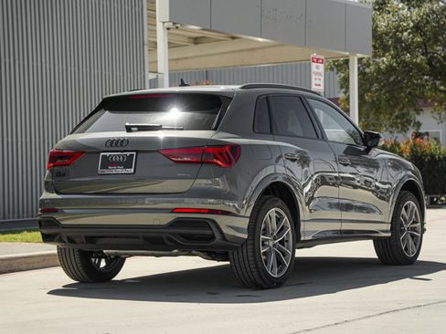 Certified 2025 Audi Q3 2.0T Premium w/ Convenience Package image 5