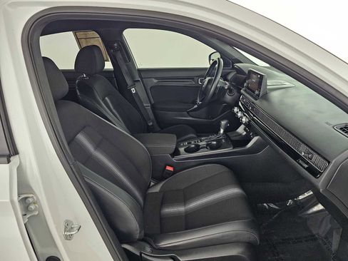 Used 2023 Honda Civic Sport image 10