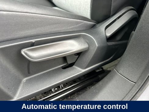 Used 2023 Volkswagen ID.4 Pro image 12