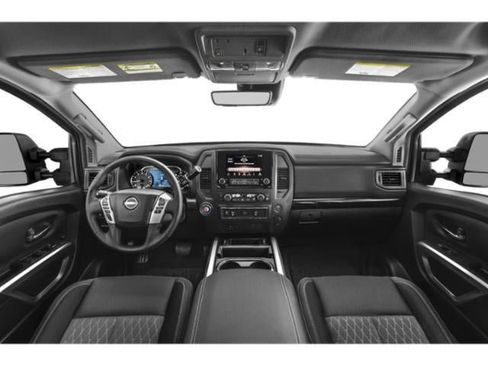 Used 2023 Nissan Titan SV w/ SV Convenience Package AWD/4WD image 8