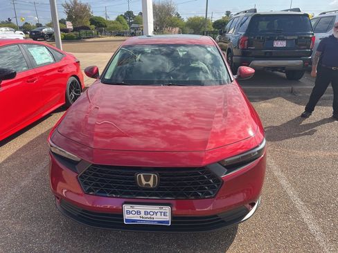 Used 2024 Honda Accord EX image 1