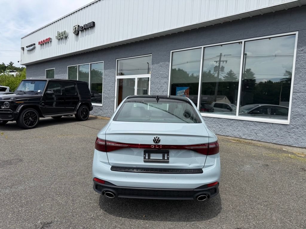 Used 2025 Volkswagen Jetta GLI Autobahn FWD image 6