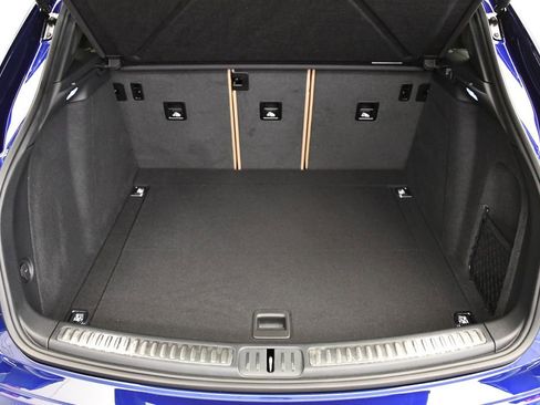 Used 2025 Porsche Macan image 54