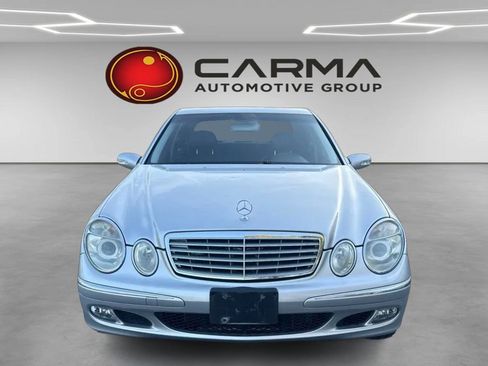 Used 2005 Mercedes-Benz E 500 4MATIC Sedan image 8
