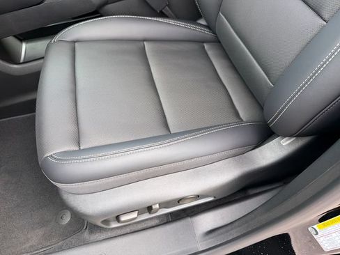 New 2027 GMC Terrain Elevation w/ Elevation Premium Package FWD image 19