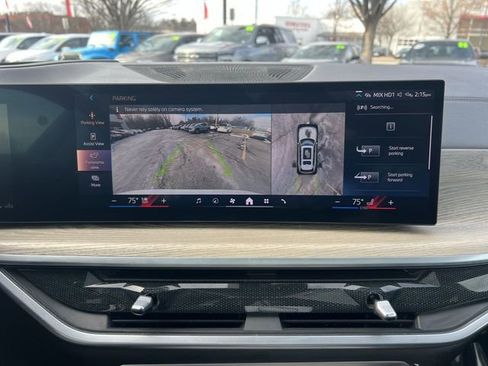 Certified 2024 BMW X7 xDrive40i w/ Premium Package image 16