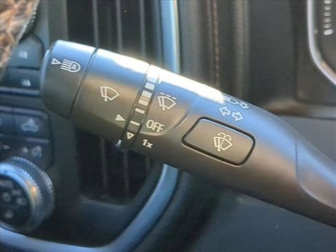 Used 2021 GMC Sierra 2500 AT4 w/ AT4 Premium Plus Package image 13