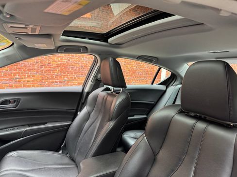 Used 2022 Acura ILX FWD image 3