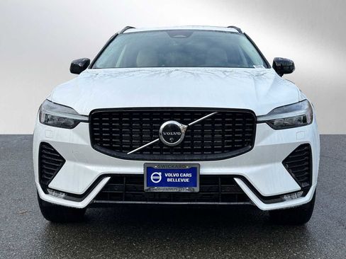 Used 2025 Volvo XC60 B5 Plus w/ Protection Package Premier image 8