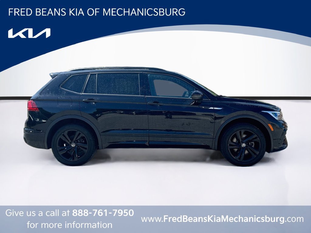 Used 2024 Volkswagen Tiguan SE R-Line AWD/4WD image 8