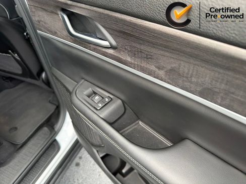 Certified 2023 Jeep Grand Cherokee L Limited w/ Black Appearance Package AWD/4WD image 25