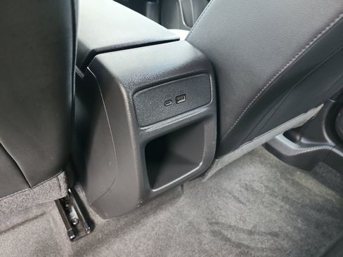 Used 2026 Chevrolet Trax LT FWD image 14