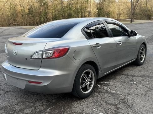 Used 2013 MAZDA MAZDA3 i SV image 4