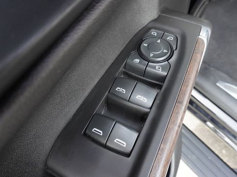 Used 2020 GMC Sierra 1500 Denali w/ Denali Ultimate Package image 17