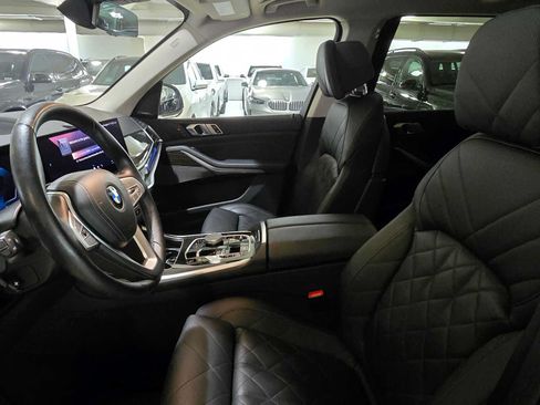 Used 2025 BMW X7 xDrive40i AWD/4WD image 21