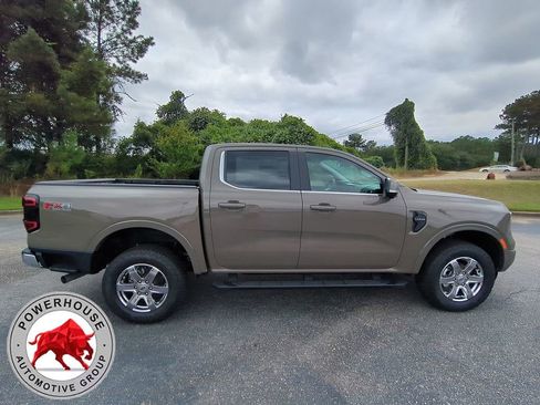 New 2025 Ford Ranger Lariat w/ FX4 Off-Road Package image 3
