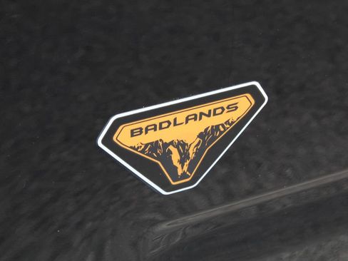 Used 2021 Ford Bronco Sport Badlands w/ Badlands Package AWD/4WD image 6