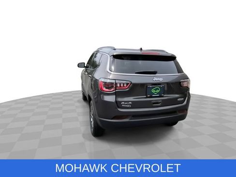 Used 2020 Jeep Compass Latitude AWD/4WD image 8