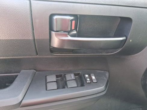 Used 2021 Toyota Tundra SR image 19