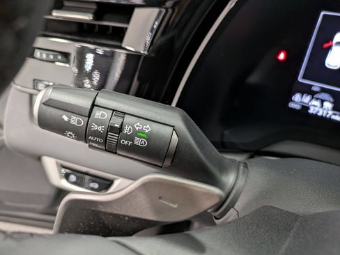 Used 2023 Lexus RX 350 Premium w/ Accessory Package (Z1) AWD/4WD image 18
