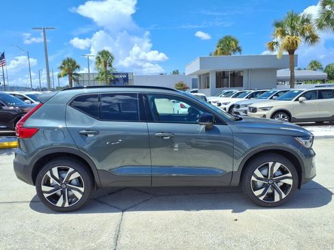 New 2026 Volvo XC40 B4 Plus w/ Protection Package Premier image 8