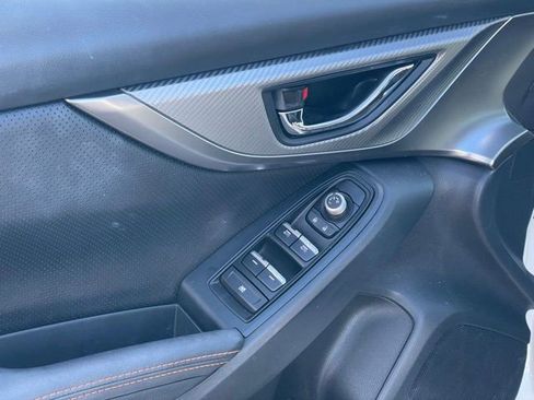 Used 2022 Subaru Crosstrek 2.5i Limited w/ Moonroof Package 2 image 11