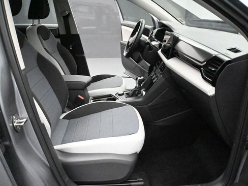 Certified 2025 Volkswagen Taos S w/ Taos Adventure Package (SXB) image 14