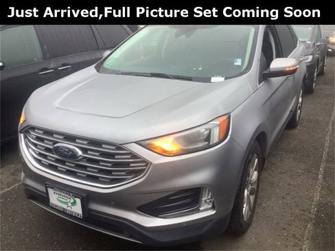 Used 2022 Ford Edge Titanium image 1