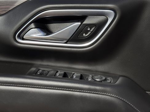 Used 2021 Chevrolet Tahoe Z71 w/ Luxury Package image 27