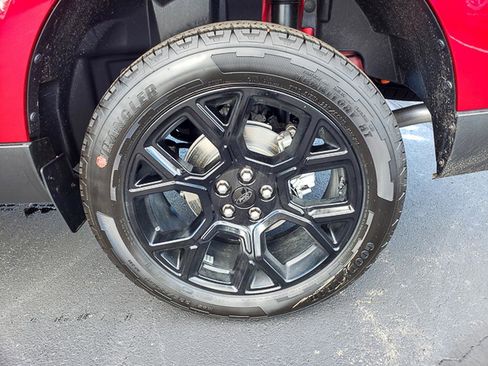 New 2025 Ford Maverick XLT image 12