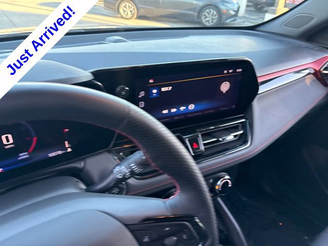 Used 2025 Chevrolet TrailBlazer RS w/ Driver Confidence Package FWD image 19
