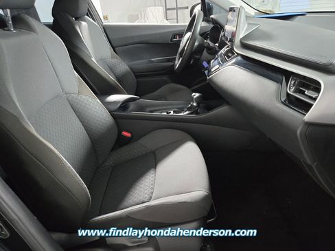 Used 2021 Toyota C-HR LE image 14