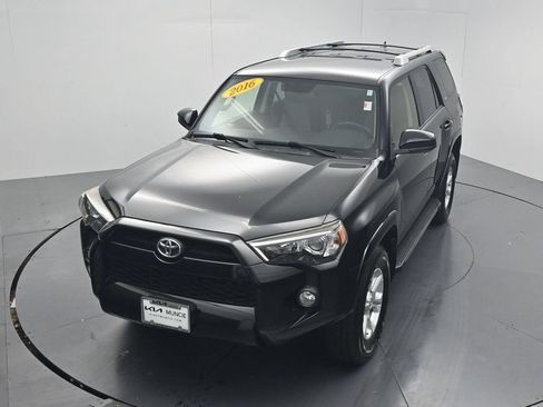 Used 2016 Toyota 4Runner SR5 AWD/4WD image 48