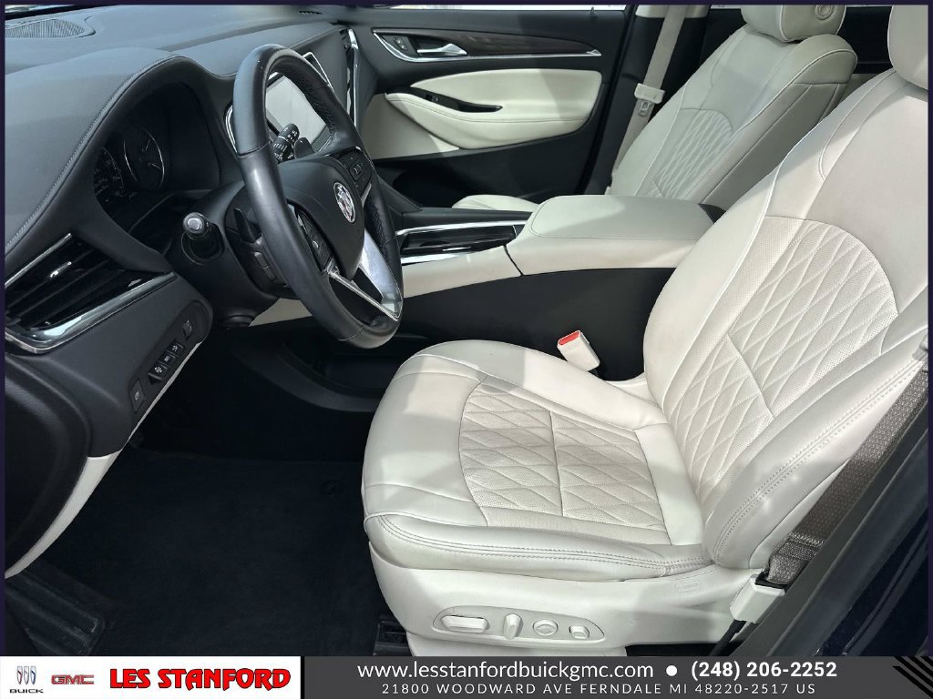 Used 2023 Buick Enclave Avenir AWD/4WD image 21