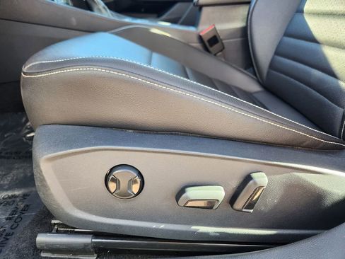 Used 2024 Volkswagen Jetta SE image 13